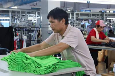 中国(贵港)纺织服装时尚新区入园企业生产势头旺