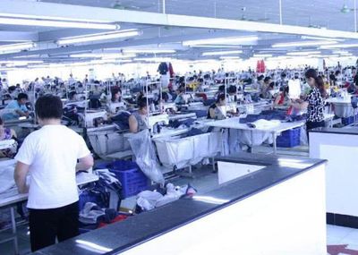 东莞服装巨头:20台衣车起家,如今拥有五千多家专卖店
