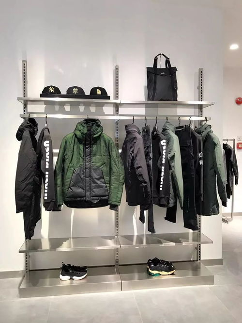 akenz 新店开业 将潮流服饰与北欧家居结合,打造工匠精神的多品牌集合店