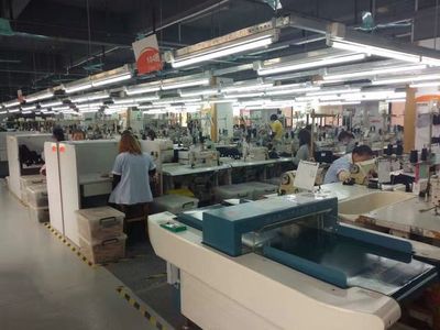 新怡内衣入选中国品牌创新发展工程，亮相《超越》栏目探索服饰批发新路径